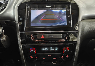 Подержанный автомобиль Suzuki Vitara 2016 года (13 фото)