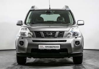 Подержанный автомобиль Nissan X-Trail 2008 года (2 фото)