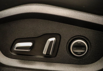 Подержанный автомобиль Exeed LX 2023 года (21 фото)