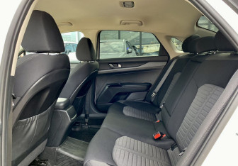 Подержанный автомобиль Kia K5 2020 года (25 фото)