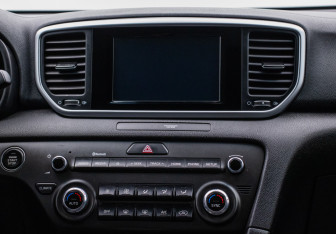 Подержанный автомобиль Kia Sportage 2018 года (14 фото)