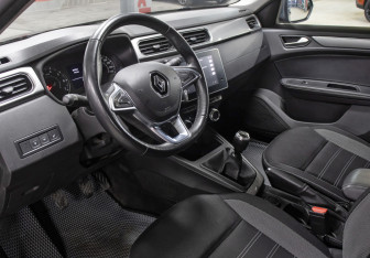 Подержанный автомобиль Renault Arkana 2020 года (16 фото)