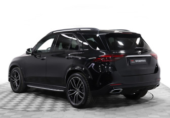 Подержанный автомобиль Mercedes-Benz GLE 2024 года (7 фото)
