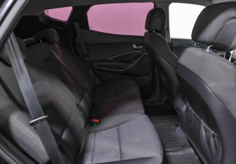 Подержанный автомобиль Hyundai Santa Fe 2014 года (13 фото)