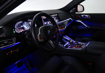 Подержанный автомобиль BMW X6 2021 года (37 фото)