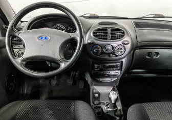 Подержанный автомобиль LADA (ВАЗ) Kalina Wagon 2013 года (12 фото)