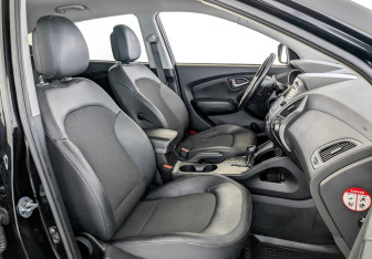 Подержанный автомобиль Hyundai ix35 2014 года (23 фото)