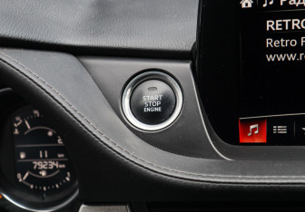 Подержанный автомобиль Mazda 6 Sedan 2021 года (19 фото)