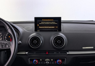 Подержанный автомобиль Audi A3 Sedan 2019 года (17 фото)