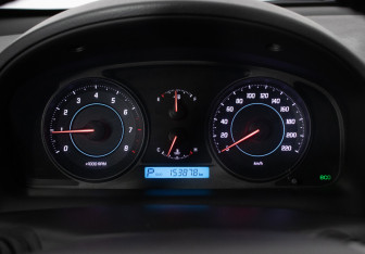 Подержанный автомобиль Chevrolet Captiva 2012 года (13 фото)