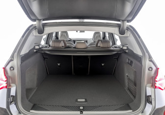 Новый BMW X3 2025 (8 фото)