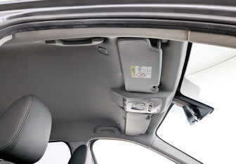 Подержанный автомобиль BMW X1 2016 года (22 фото)