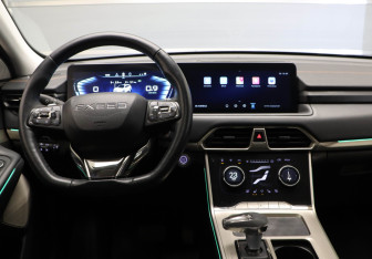 Подержанный автомобиль Exeed TXL 2022 года (8 фото)