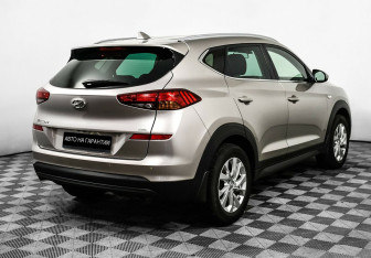 Подержанный автомобиль Hyundai Tucson 2019 года (5 фото)