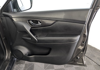 Подержанный автомобиль Nissan X-Trail 2021 года (24 фото)