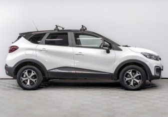 Подержанный автомобиль Renault Kaptur 2018 года (4 фото)