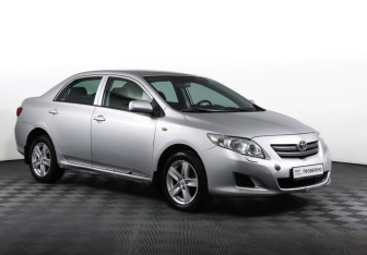 Подержанный автомобиль Toyota Corolla Sedan 2008 года (3 фото)