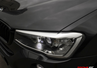 Подержанный автомобиль BMW X4 2017 года (24 фото)