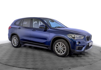 Подержанный автомобиль BMW X1 2018 года (3 фото)