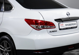 Подержанный автомобиль Nissan Almera Sedan 2017 года (15 фото)