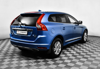 Подержанный автомобиль Volvo XC60 2015 года (5 фото)