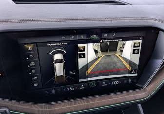 Подержанный автомобиль Volkswagen Touareg 2019 года (27 фото)