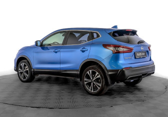 Подержанный автомобиль Nissan Qashqai 2021 года (7 фото)