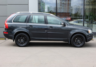 Подержанный автомобиль Volvo XC90 2013 года (4 фото)