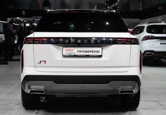 Подержанный автомобиль Jaecoo J7 2023 года (5 фото)