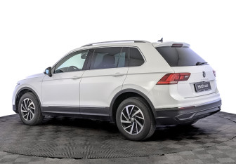 Подержанный автомобиль Volkswagen Tiguan 2021 года (7 фото)