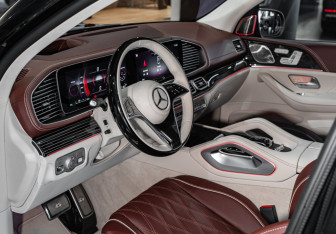 Новый Mercedes-Benz Maybach GLS 2025 (10 фото)