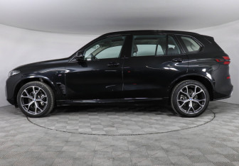 Новый BMW X5 2025 (5 фото)