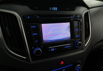 Подержанный автомобиль Hyundai Creta 2018 года (14 фото)