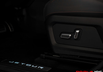 Подержанный автомобиль Jetour T2 2024 года (16 фото)