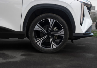 Подержанный автомобиль Geely Cityray 2024 года (24 фото)