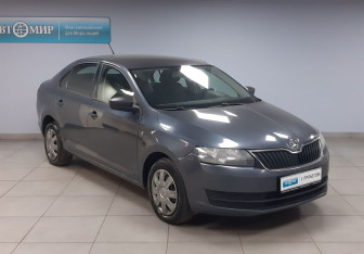 Подержанный автомобиль Skoda Rapid Liftback 2016 года (3 фото)