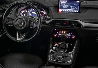 Подержанный автомобиль Mazda CX-9 2021 года (19 фото)