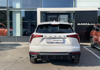 Подержанный автомобиль Haval F7 2025 года (6 фото)