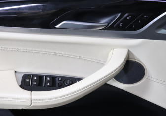 Подержанный автомобиль BMW X4 2019 года (20 фото)