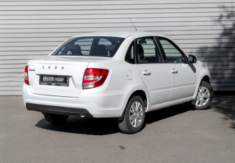 Подержанный автомобиль LADA (ВАЗ) Granta Sedan 2023 года (5 фото)