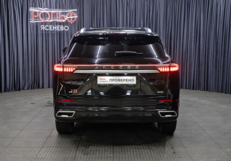 Подержанный автомобиль Jaecoo J8 2024 года (6 фото)