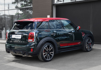 Подержанный автомобиль MINI Countryman 2020 года (5 фото)