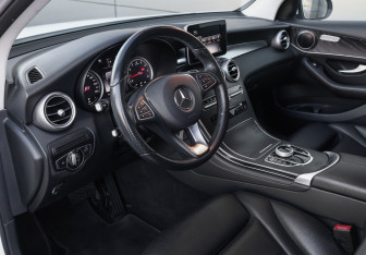 Подержанный автомобиль Mercedes-Benz GLC Coupe 2016 года (16 фото)