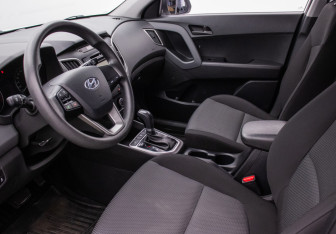 Подержанный автомобиль Hyundai Creta 2018 года (10 фото)