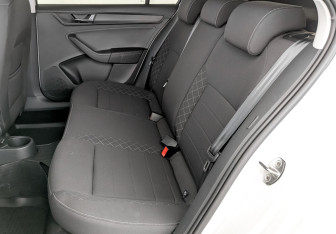 Подержанный автомобиль Skoda Rapid Liftback 2022 года (12 фото)