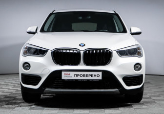 Подержанный автомобиль BMW X1 2018 года (2 фото)
