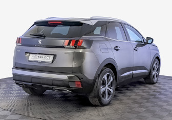 Подержанный автомобиль Peugeot 3008 2019 года (5 фото)