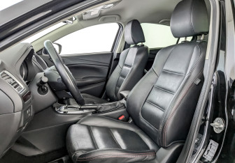 Подержанный автомобиль Mazda 6 Sedan 2014 года (19 фото)