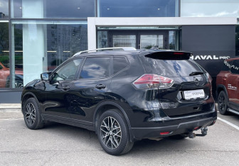 Подержанный автомобиль Nissan X-Trail 2018 года (7 фото)
