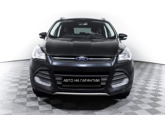 Подержанный автомобиль Ford Kuga 2015 года (2 фото)